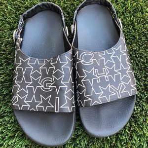 Givenchy Mens spa slide sandals.